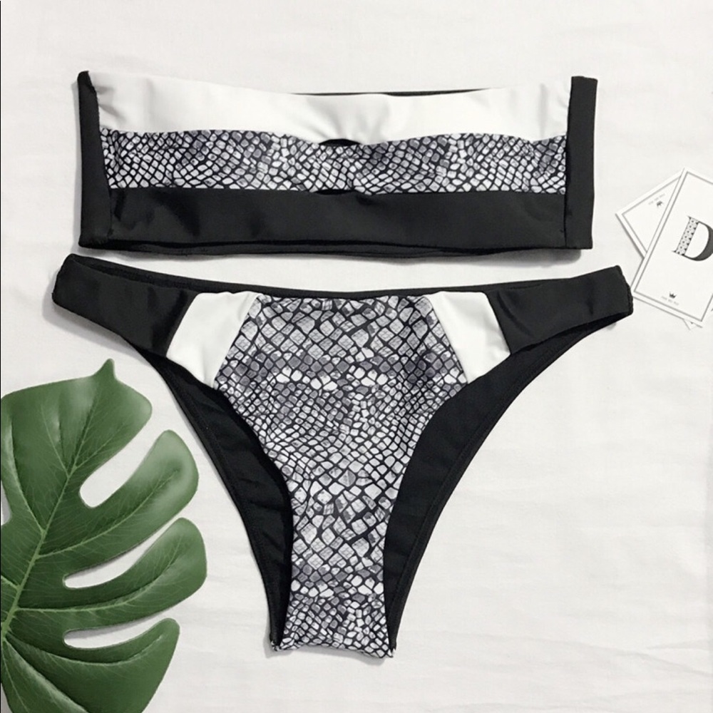 183. olivia snake print bikini - Picture 3 of 5